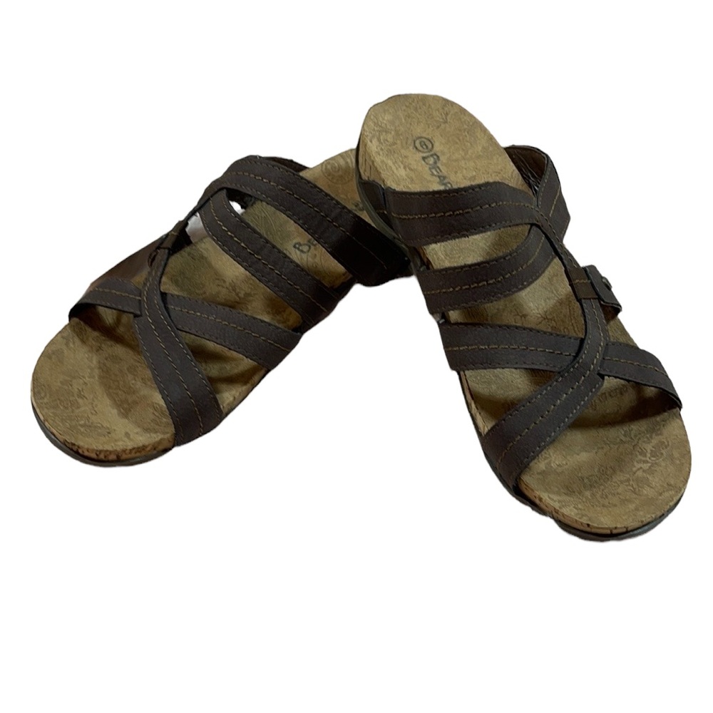 Bear paw, sandals, NWT, size 9, brown color